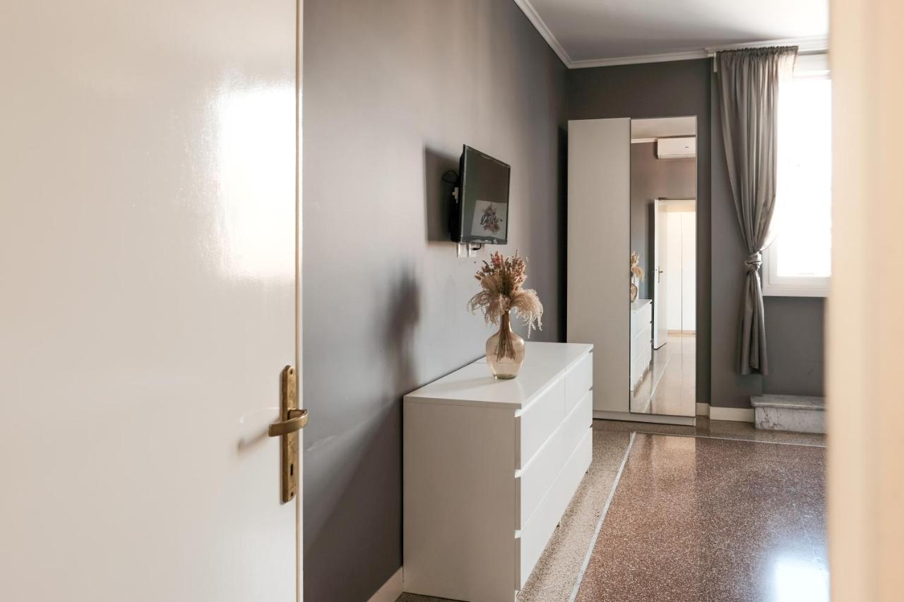 Family Apartment Near Vatican Museum 罗马 外观 照片