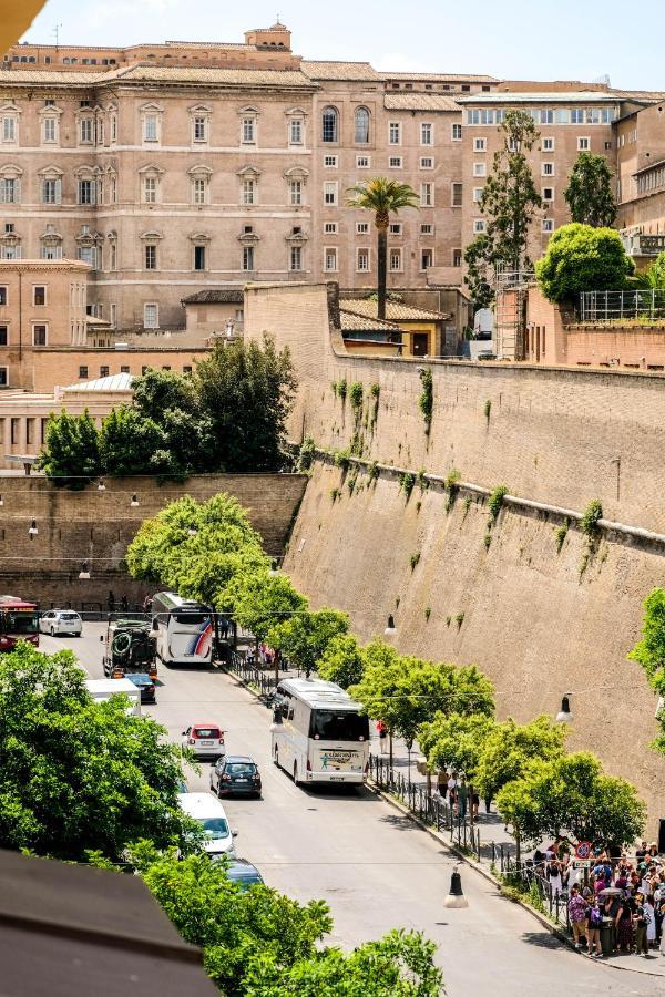 Family Apartment Near Vatican Museum 罗马 外观 照片