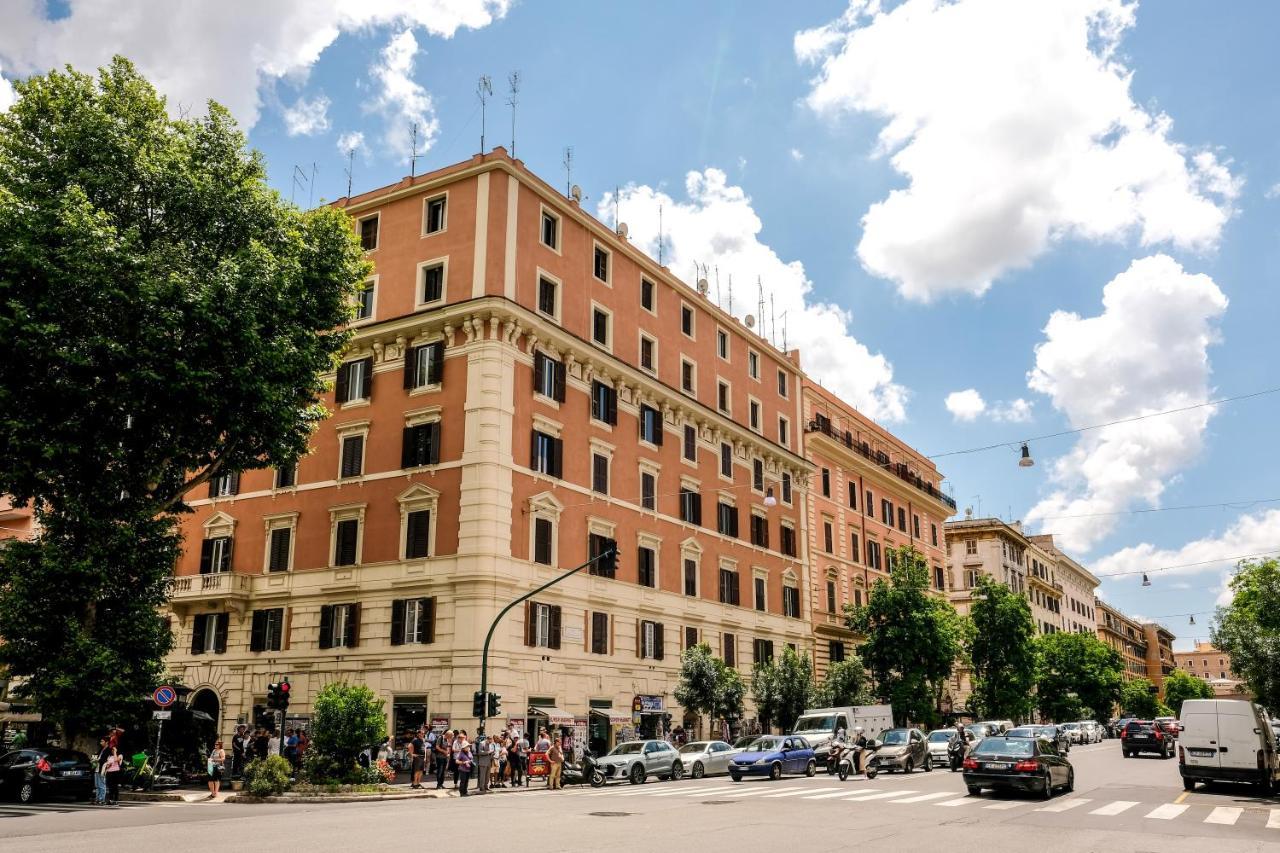 Family Apartment Near Vatican Museum 罗马 外观 照片